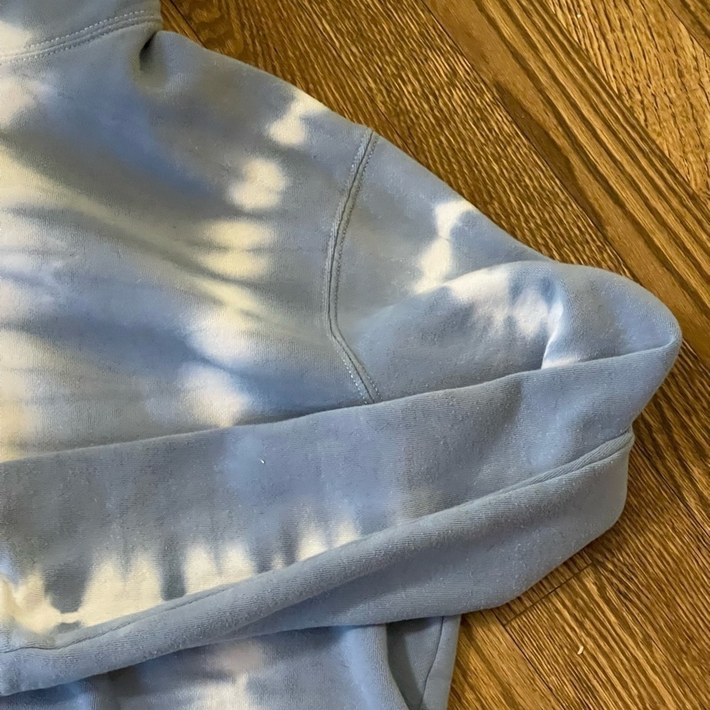 PacSun Blue Tie Dyed Hoodie - Picture 4 of 12